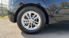 Hyundai i30 1.6 CRDi Blue Drive SE 5dr Diesel Hatchback